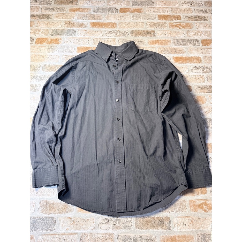 Roundtree & Yorke Mens Medium Black Striped 80s Two-Ply Cotton Button Down Shirt